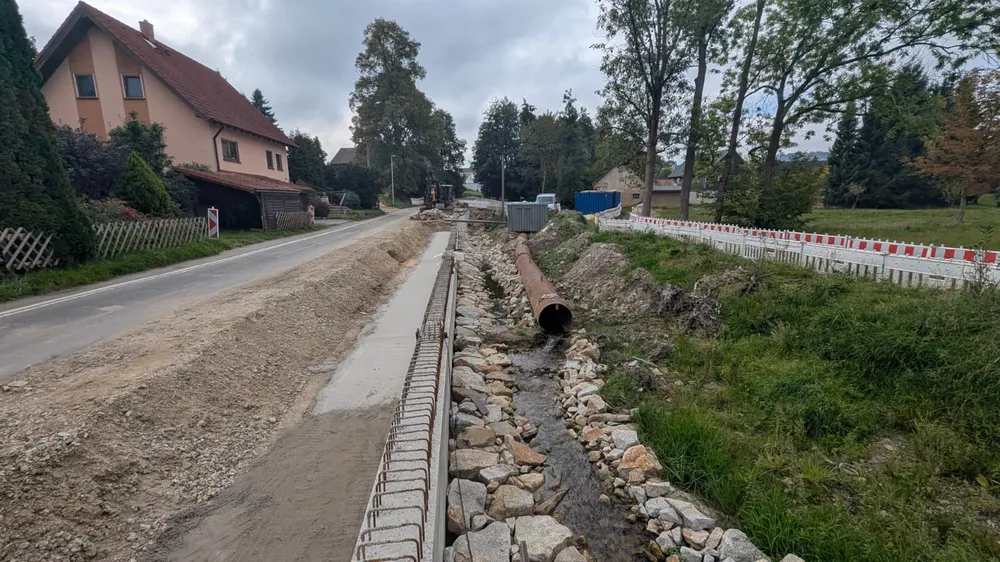 Herwigsdorf S 143 - Stützmauersanierung