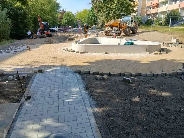 Olbersdorf, Bewegungs- und Sensorikpark zwischen Töpfer- und Hochwaldstraße – Baustellenfoto